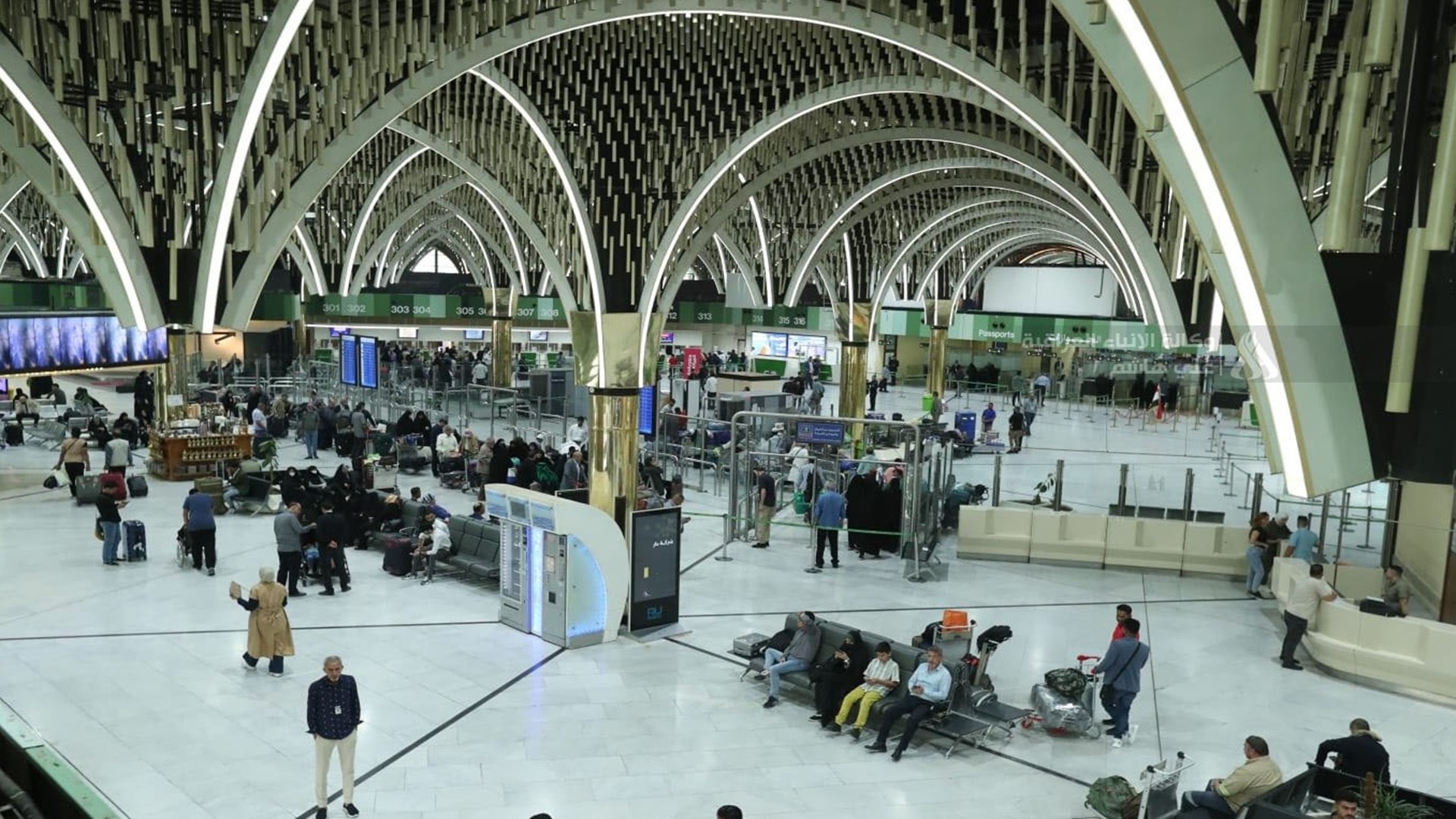 مطار بغداد يعلن استعداده لإنجاز أكثر من 12 مشروعاً تمهيداً للقمة العربية